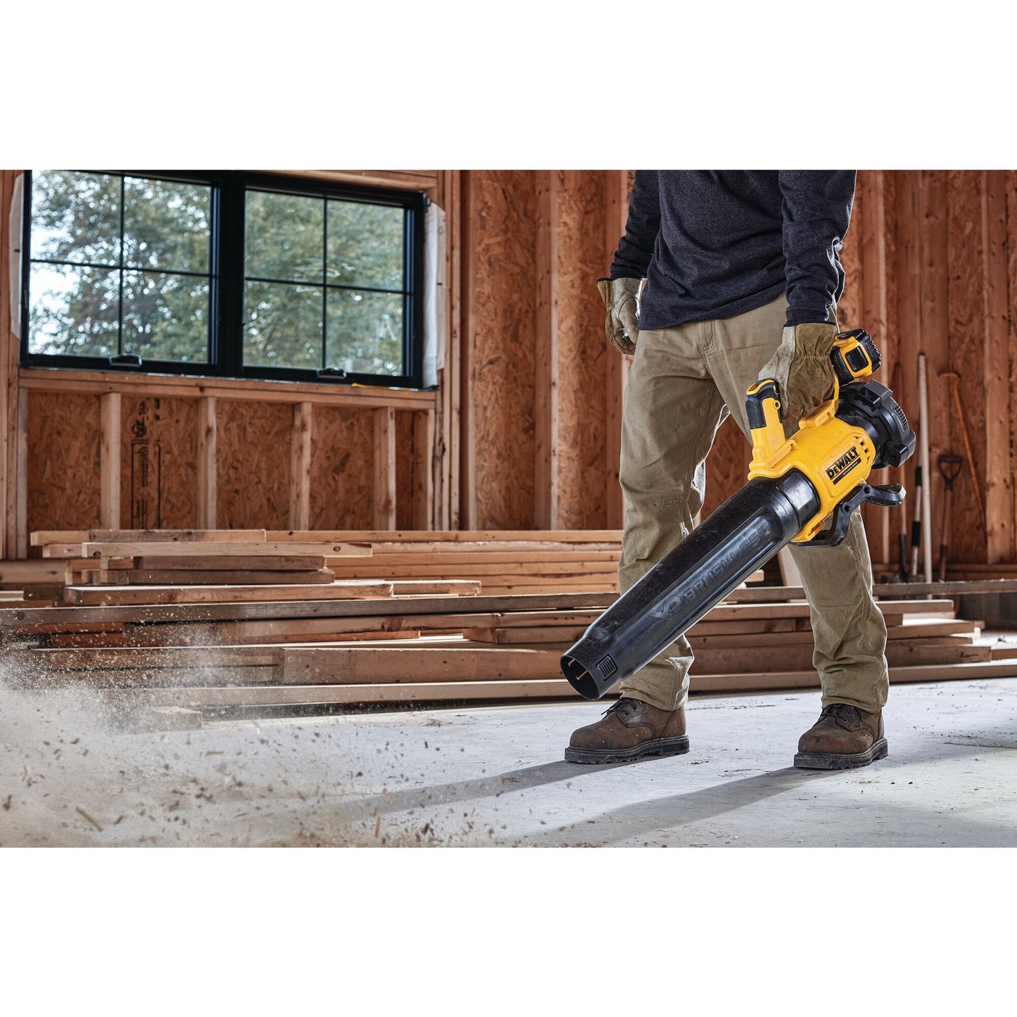 DEWALT DCMBL562P1-QW 18 Volt Akku-Gebläse, 1 Akku 18V 5.0Ah