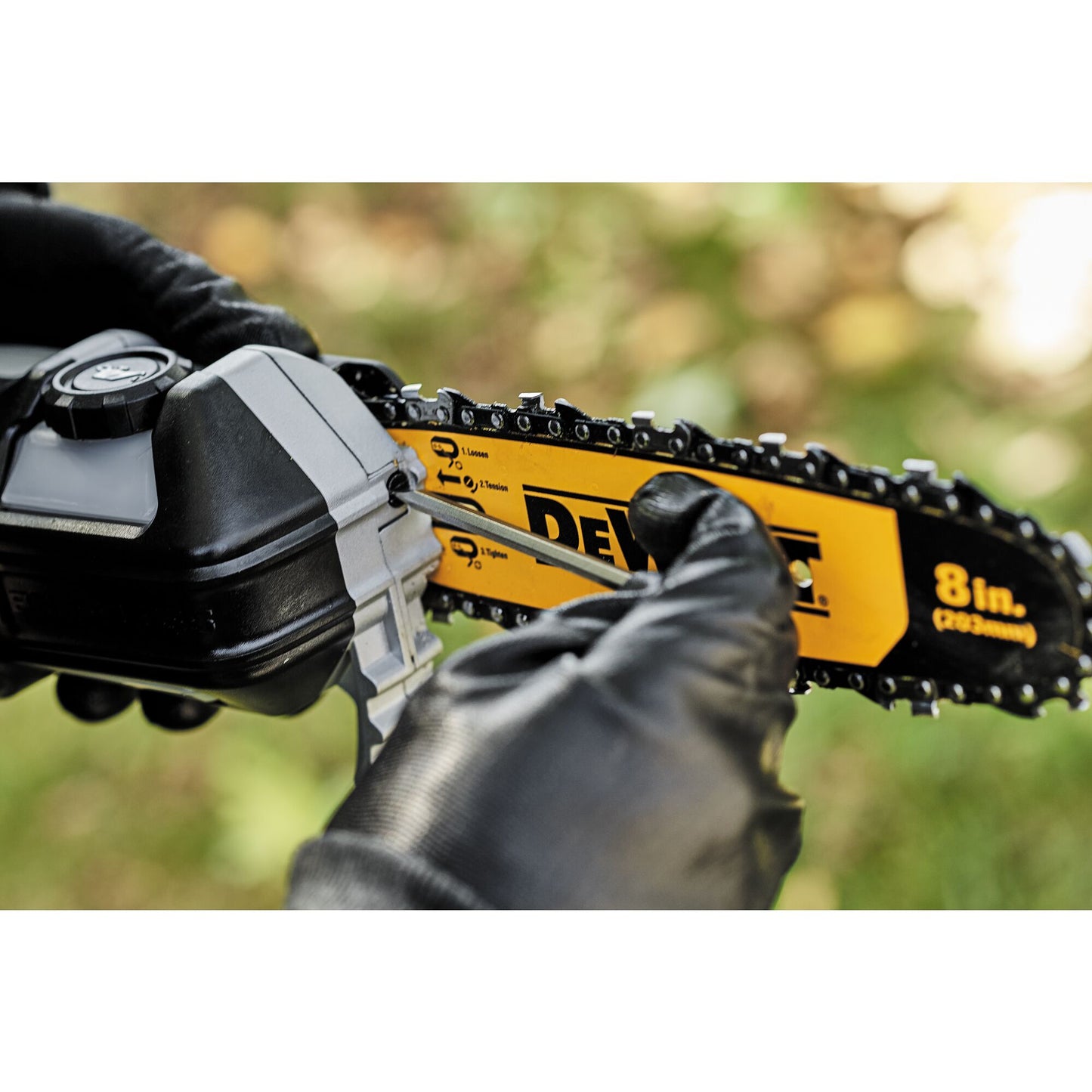 DEWALT DCMPS567P1-QW 18 Volt Akku-Hochentaster (bürstenlos), 1 Akku 18V 5,0Ah
