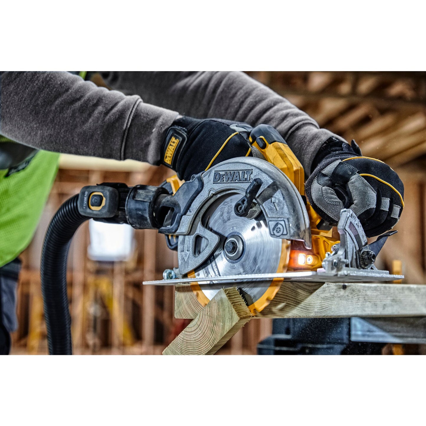 DEWALT DCS570NT-XJ Sega circolare 180mm brushless 18V, senza batterie e caricabatterie