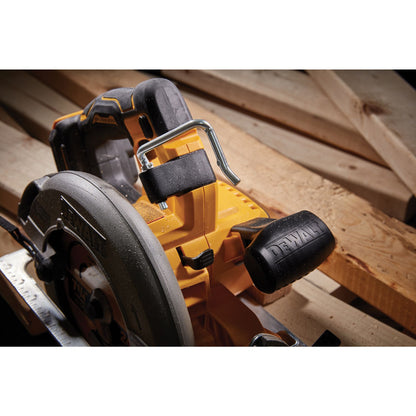 DEWALT DCS573NT-XJ Sega circolare 190mm XR 18v, senza batterie e caricabatterie.