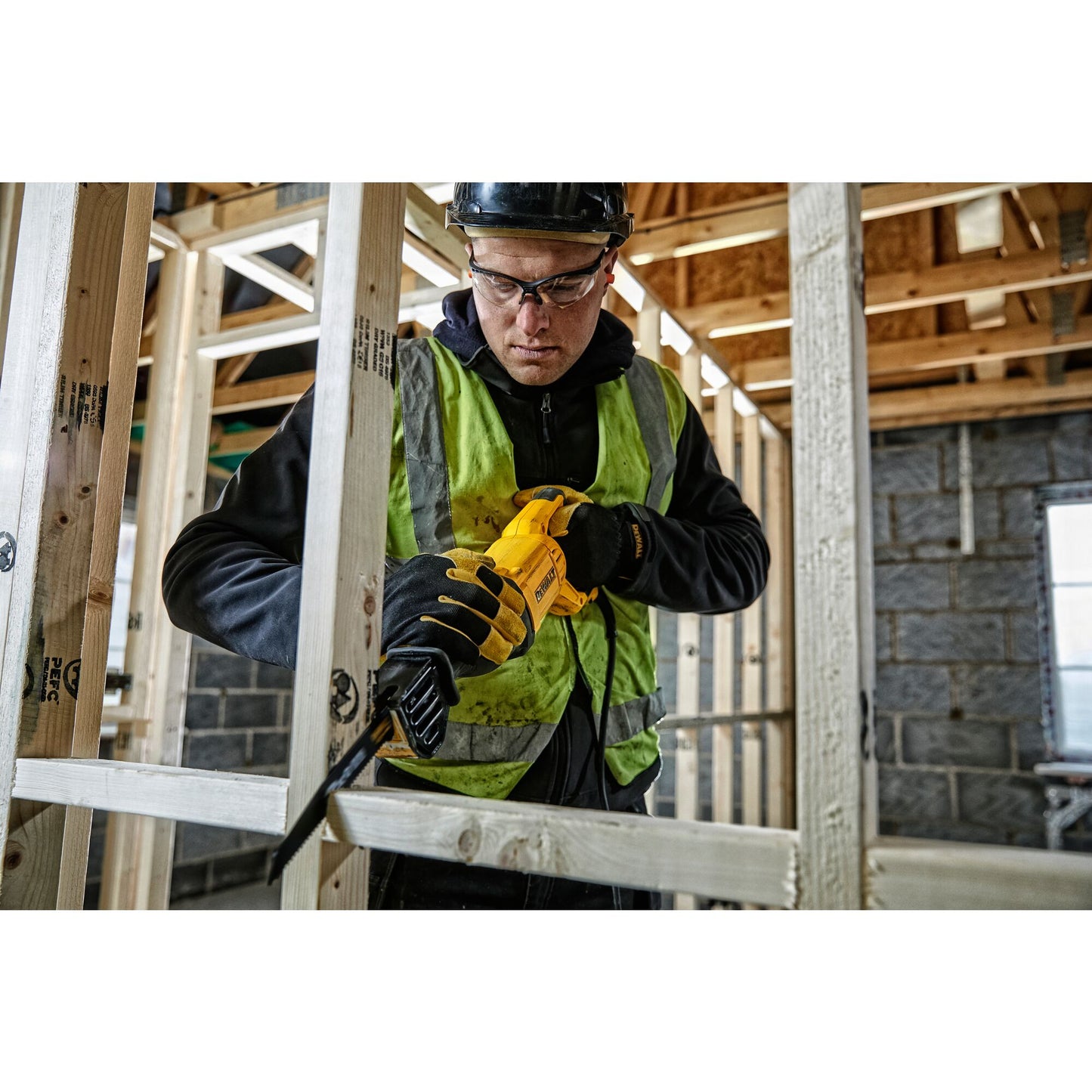 DEWALT DWE305PK-QS Sega universale 1100W