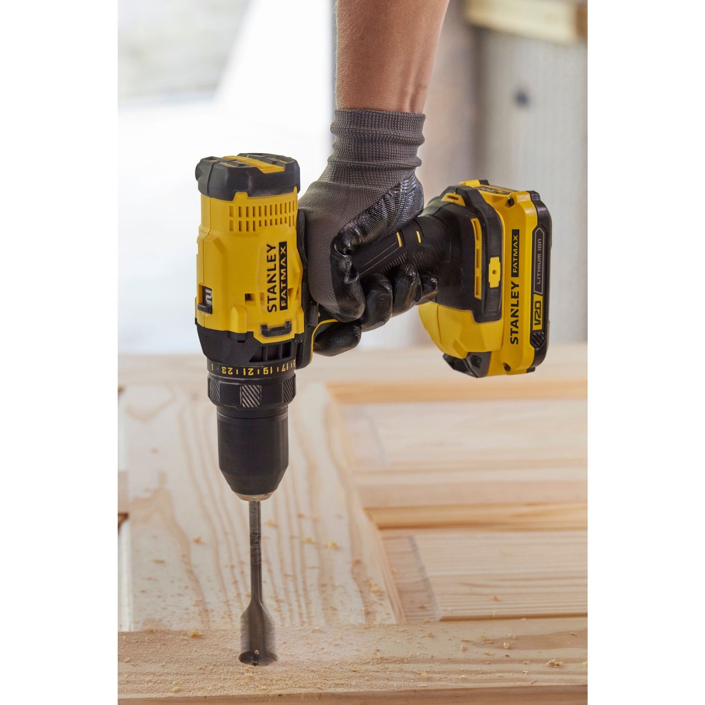 STANLEY FATMAX SFMCD700C2K-QW V20 Cordless Drill Driver with 2 x 1.5Ah Lithium Ion Batteries and Kit Box