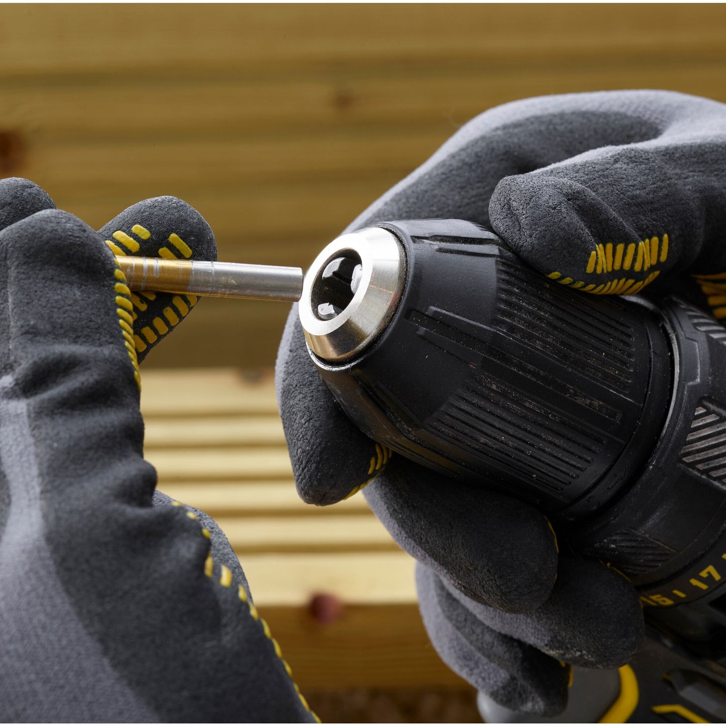 STANLEY FATMAX SFMCD700C2K-QW V20 Cordless Drill Driver with 2 x 1.5Ah Lithium Ion Batteries and Kit Box