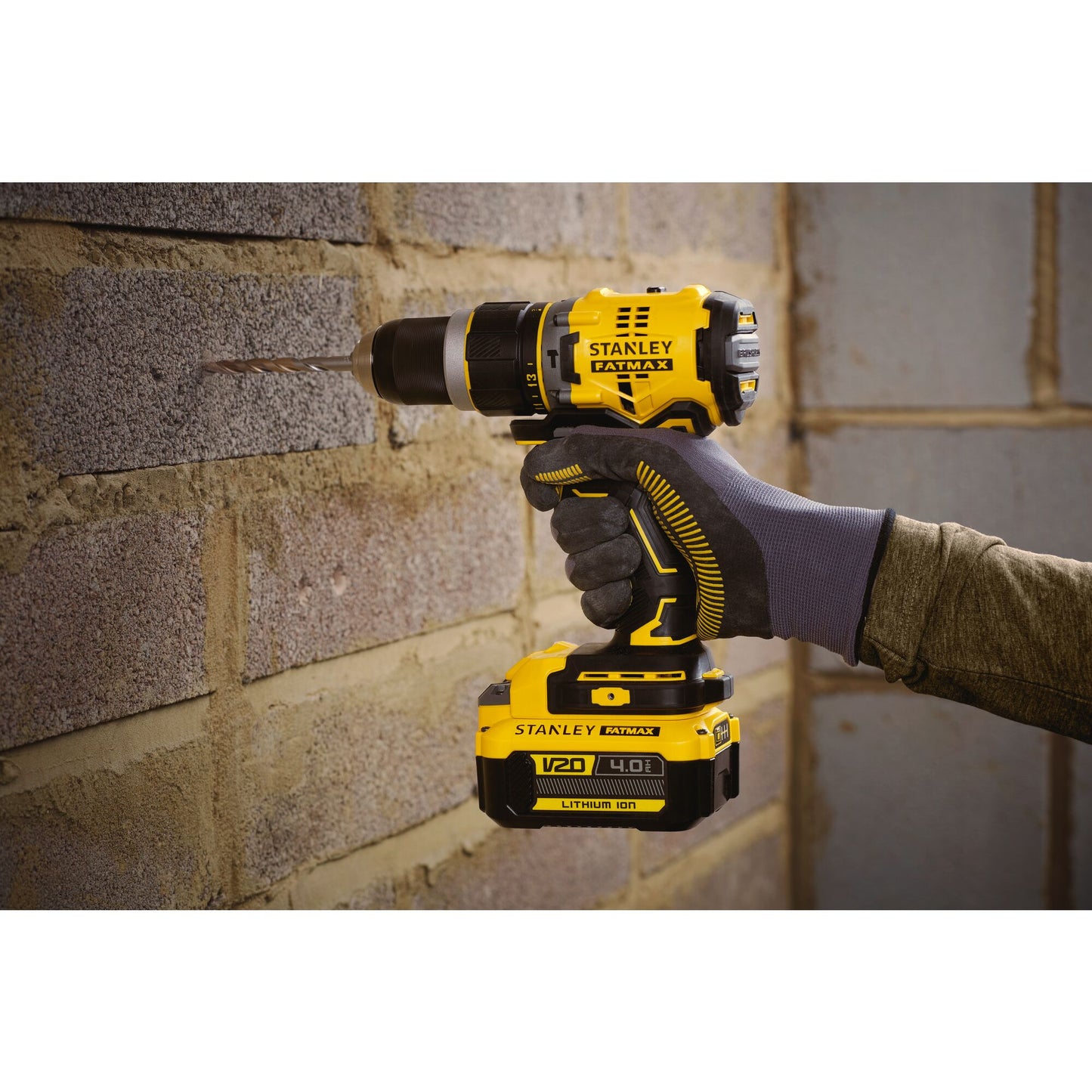 STANLEY FATMAX SFMCD721M2K-QW V20 Cordless Brushless Hammer Drill with 2 x 4.0Ah Battery and Kit Box
