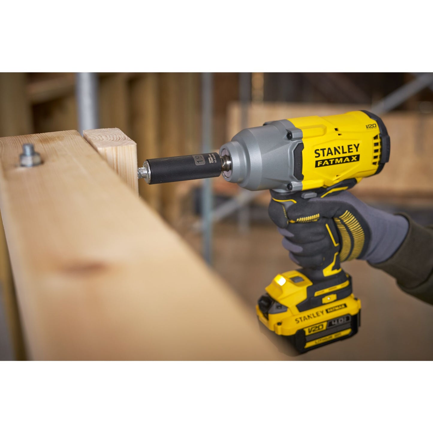 STANLEY FATMAX SFMCF940M1-QW V20 Cordless Brushless Impact Driver with 1 x 4.0Ah Lithium Ion Battery and Soft Bag