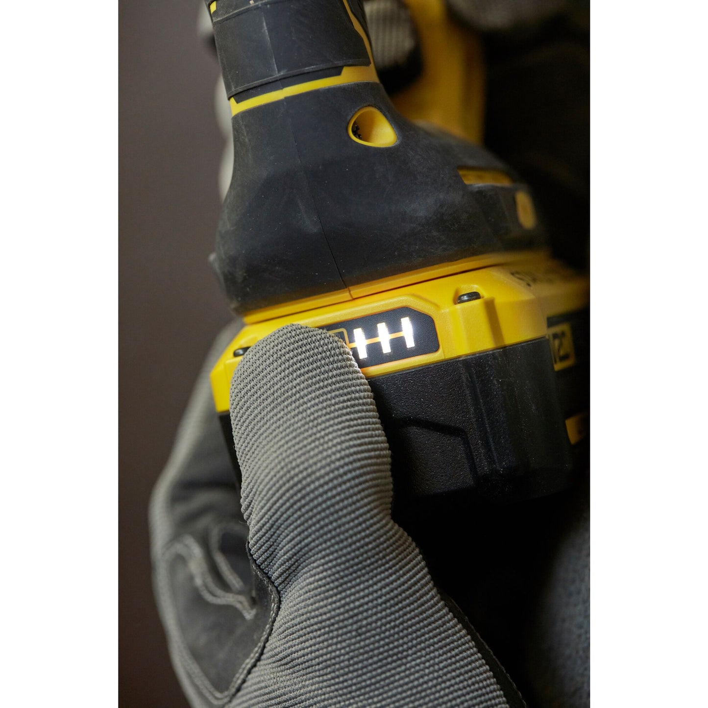 STANLEY FATMAX SFMCH900M22-QW Tassellatore SDS PLUS brushless V20, 2 batterie 18V 4.0Ah