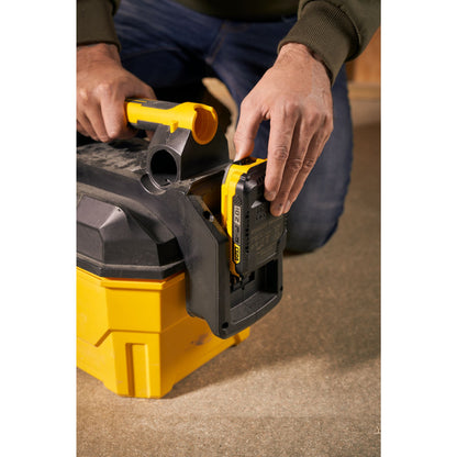 STANLEY FATMAX SFMCV002B-XJ Aspirateur à eau et poussière V20, sans batterie ni chargeur