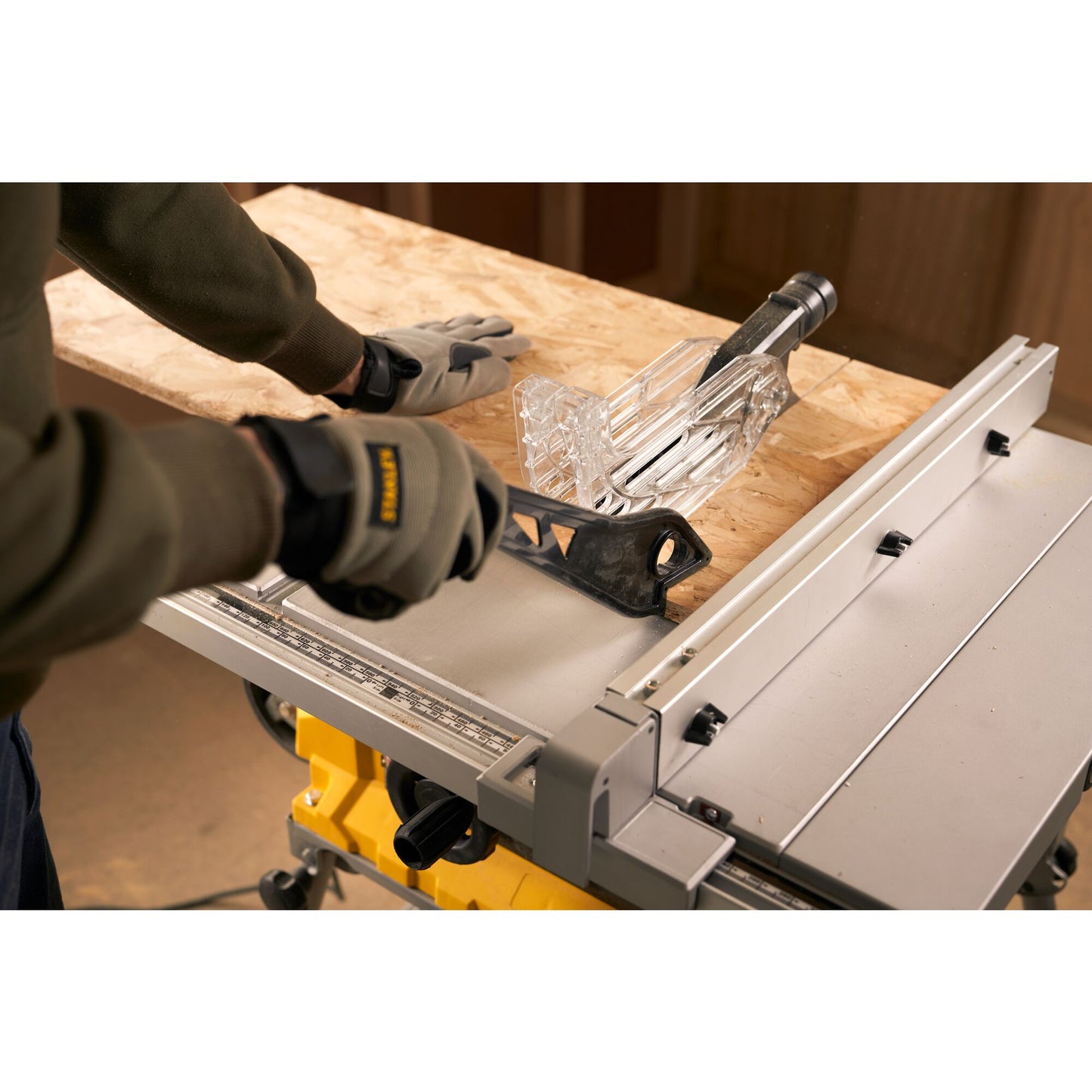 STANLEY FATMAX SST1800-QS Sega a banco 1800W