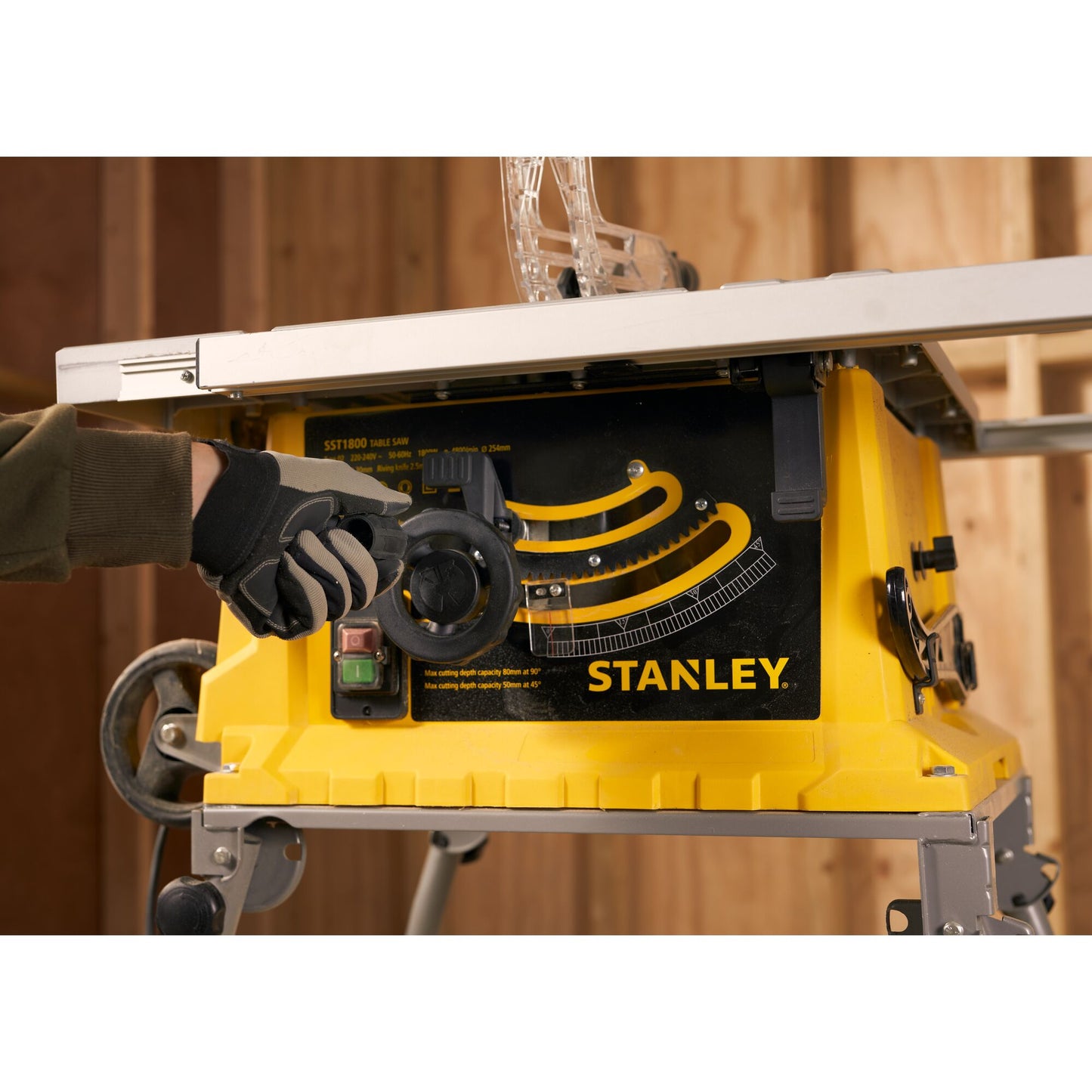 STANLEY FATMAX SST1800-QS Sega a banco 1800W